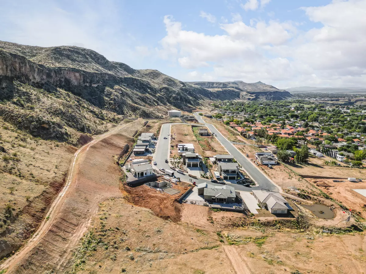 La Verkin, UT 84745,414 N 200 E