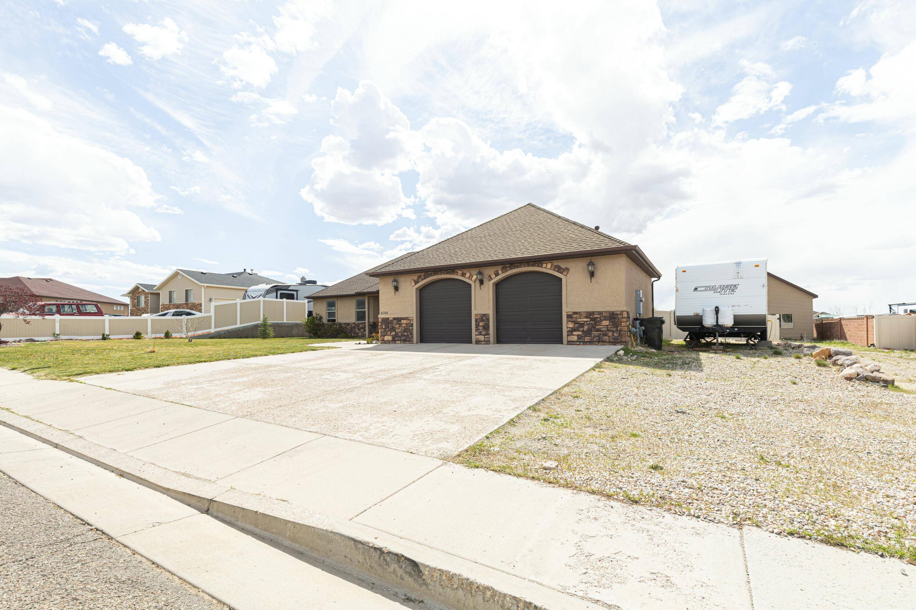 Enoch, UT 84721,5095 N Ridge View CIR