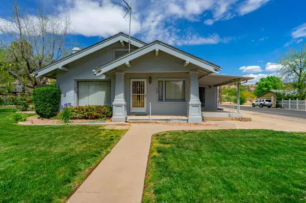 Santa Clara, UT 84765,3136 Santa Clara DR