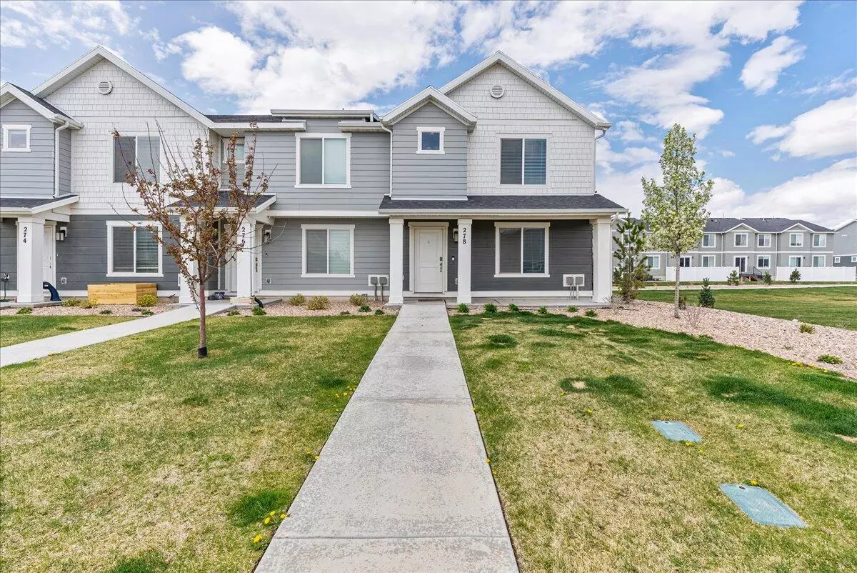Eagle Mountain, UT 84005,278 Portside LN