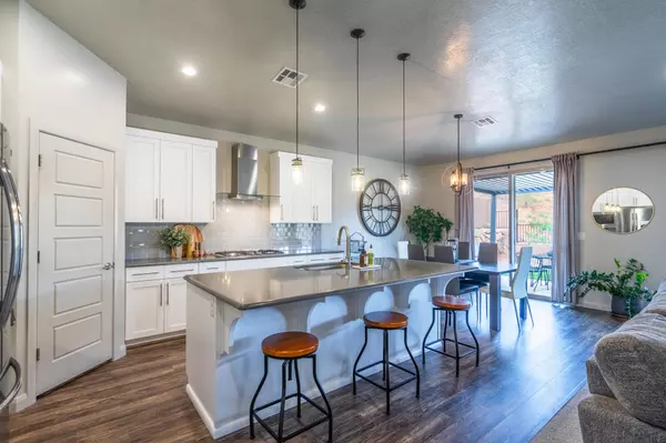Washington, UT 84780,658 N Sage Crest DR