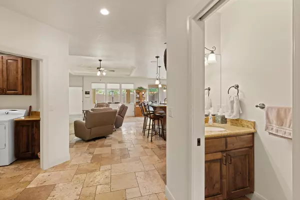 Santa Clara, UT 84765,2701 Bella Sol DR