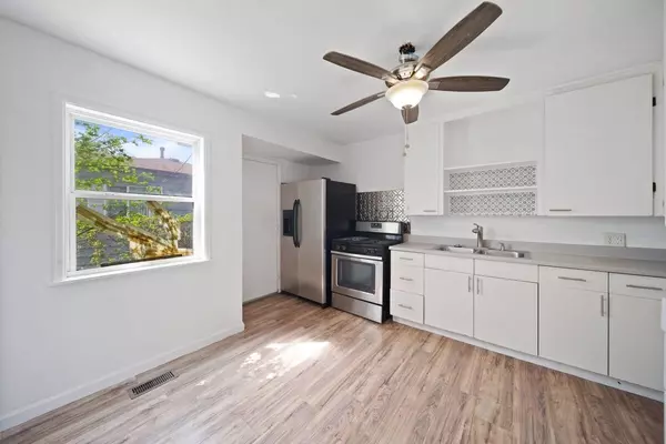 Kearns, UT 84118,5390 S 4460 W