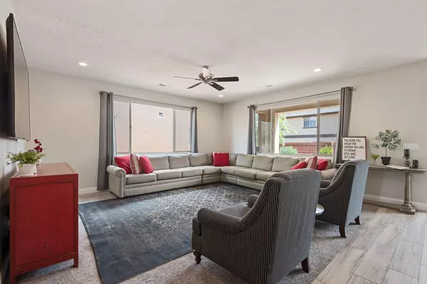 Santa Clara, UT 84765,3837 W LAZY RIVER CIR 100