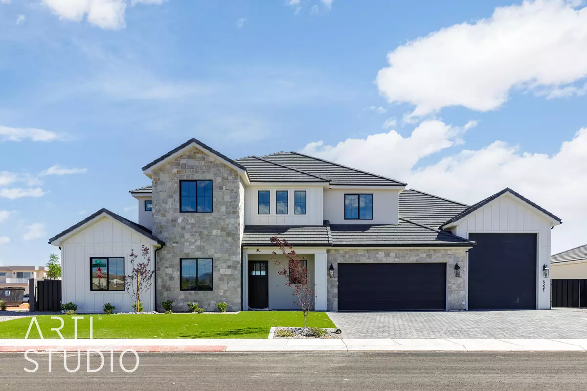 Hurricane, UT 84737,5221 W 2040 S