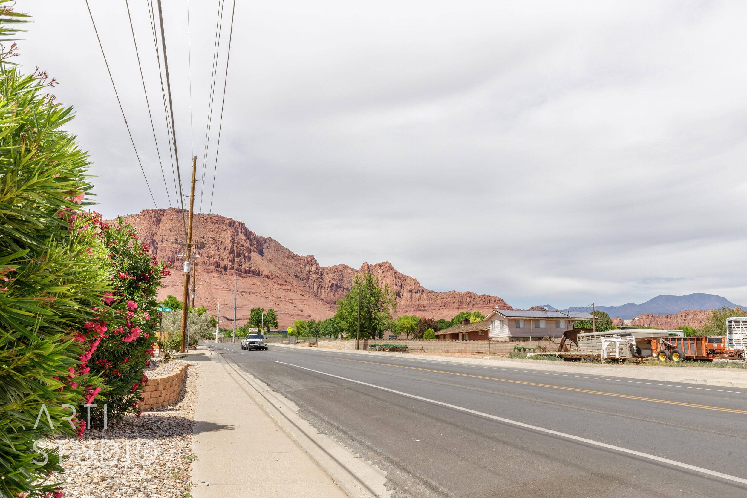 Ivins, UT 84738,276 S 200 E