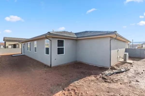 Hurricane, UT 84737,1570 S 4040 W Lot 4