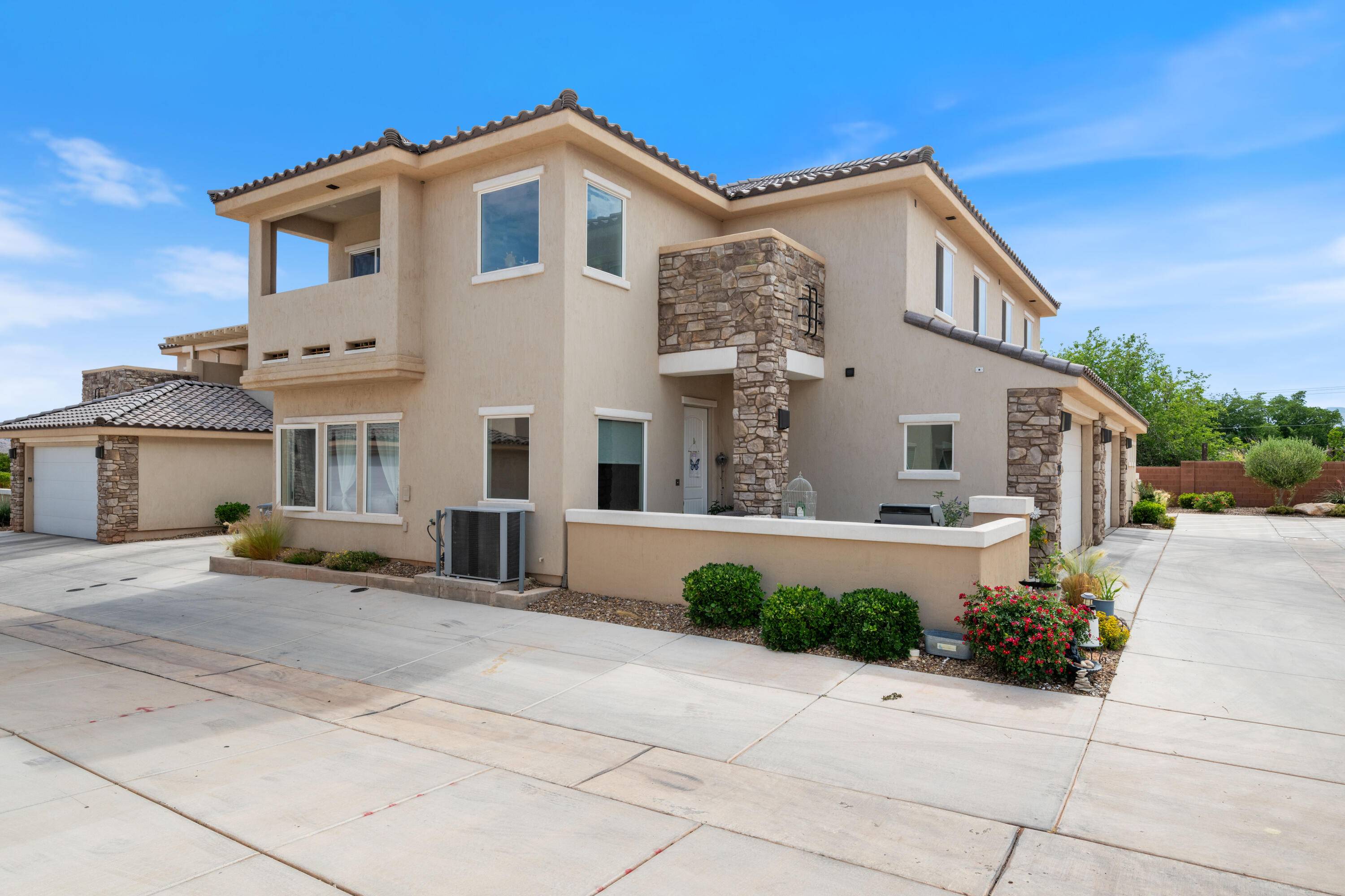 Ivins, UT 84738,140 W Center ST 29