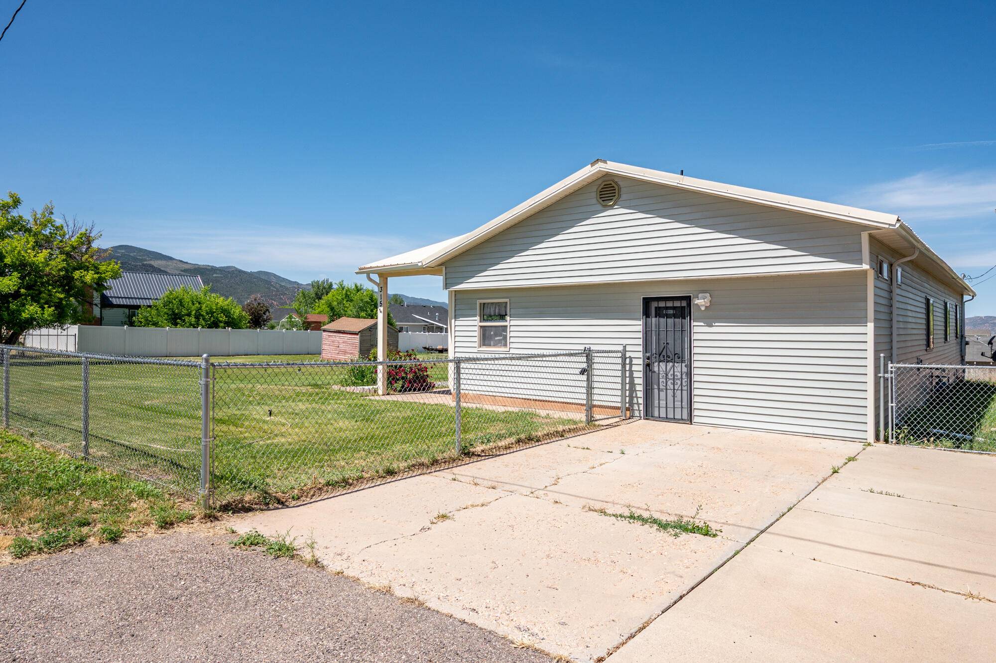 Parowan, UT 84761,315 N 500 W