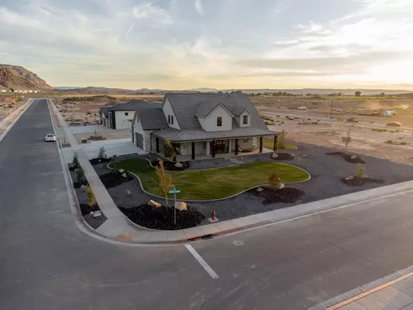 Hurricane, UT 84737,1816 S 920 W W