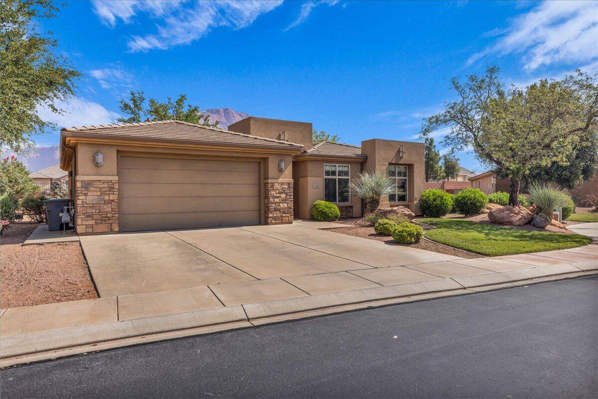 Ivins, UT 84738,240 W 225 S