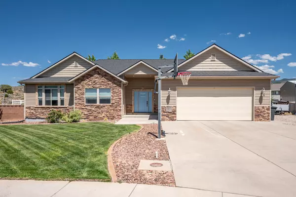 Enoch, UT 84721,5228 N Woodland Pointe CIR