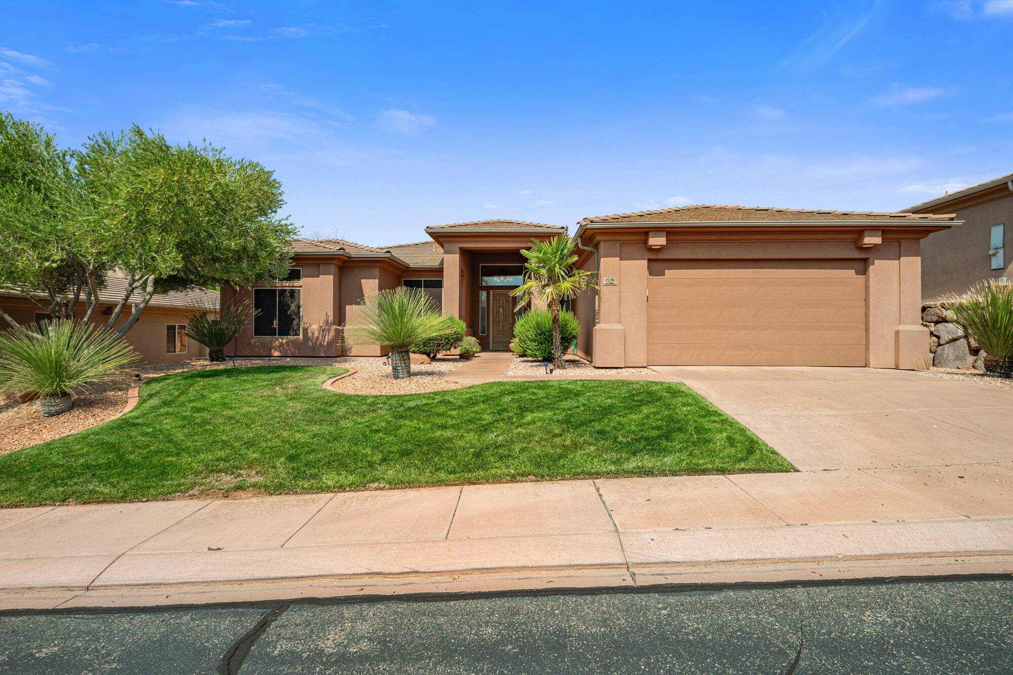 St George, UT 84770,1579 N SAGE DR