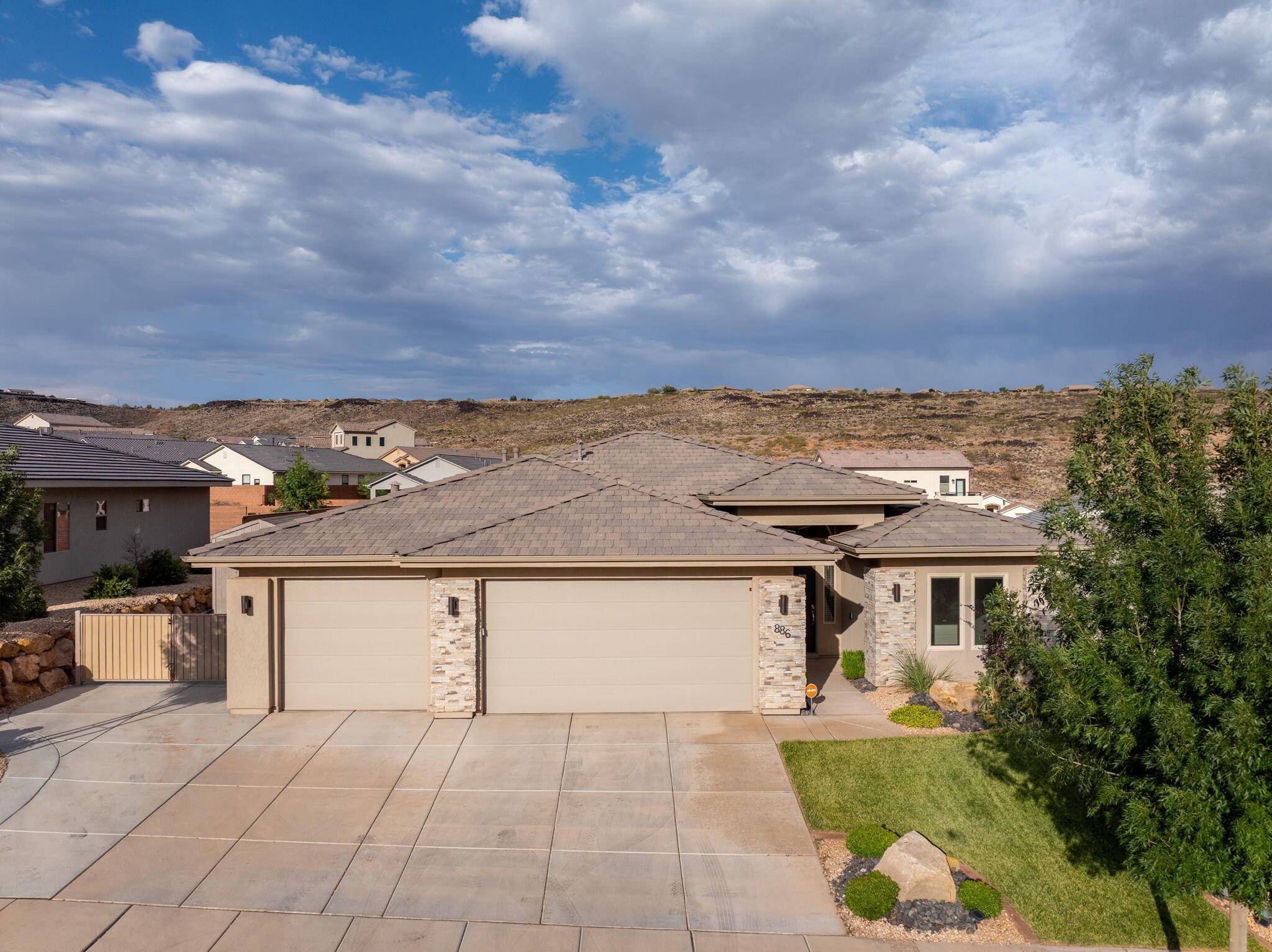 Washington, UT 84780,886 N Sandy Talus DR