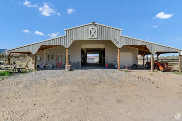 Teasdale, UT 84773,900 & 938 S 1800 E