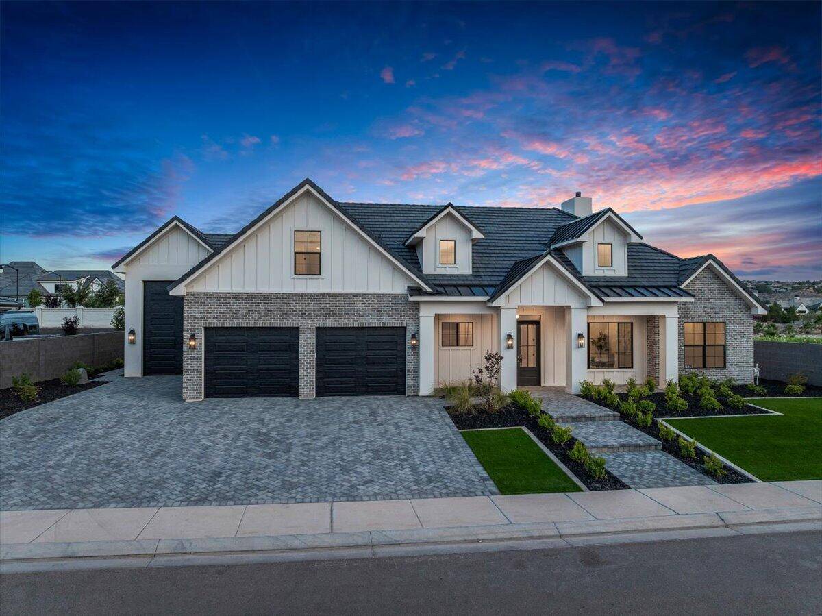 2738 STONEDALE DR, St George, UT 84790