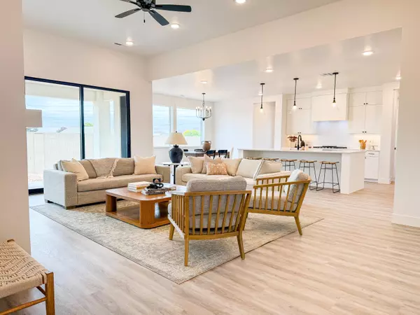 Hurricane, UT 84737,541 N 3380 W