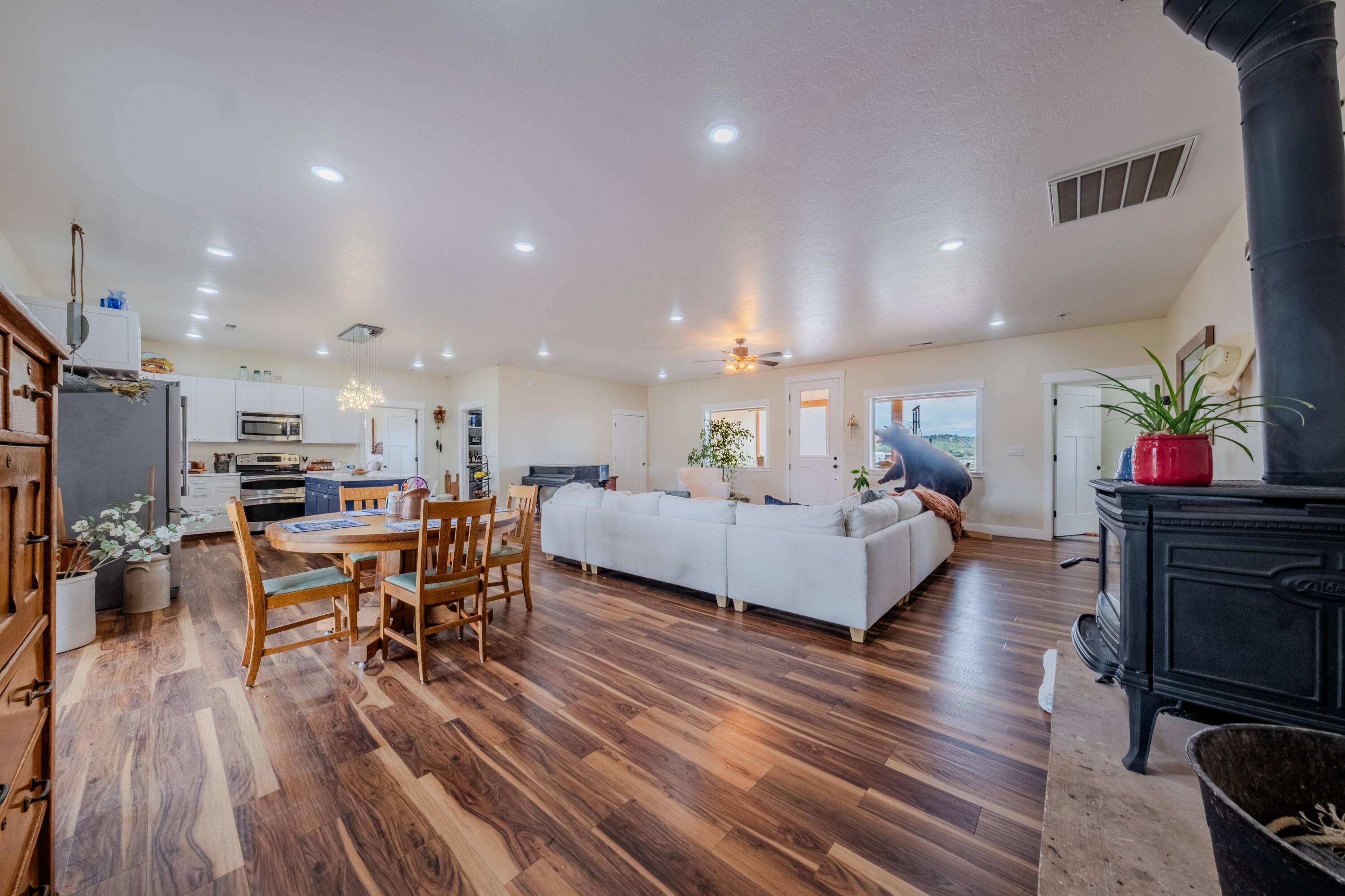 Kanab, UT 84741,7395 Johnson Canyon RD