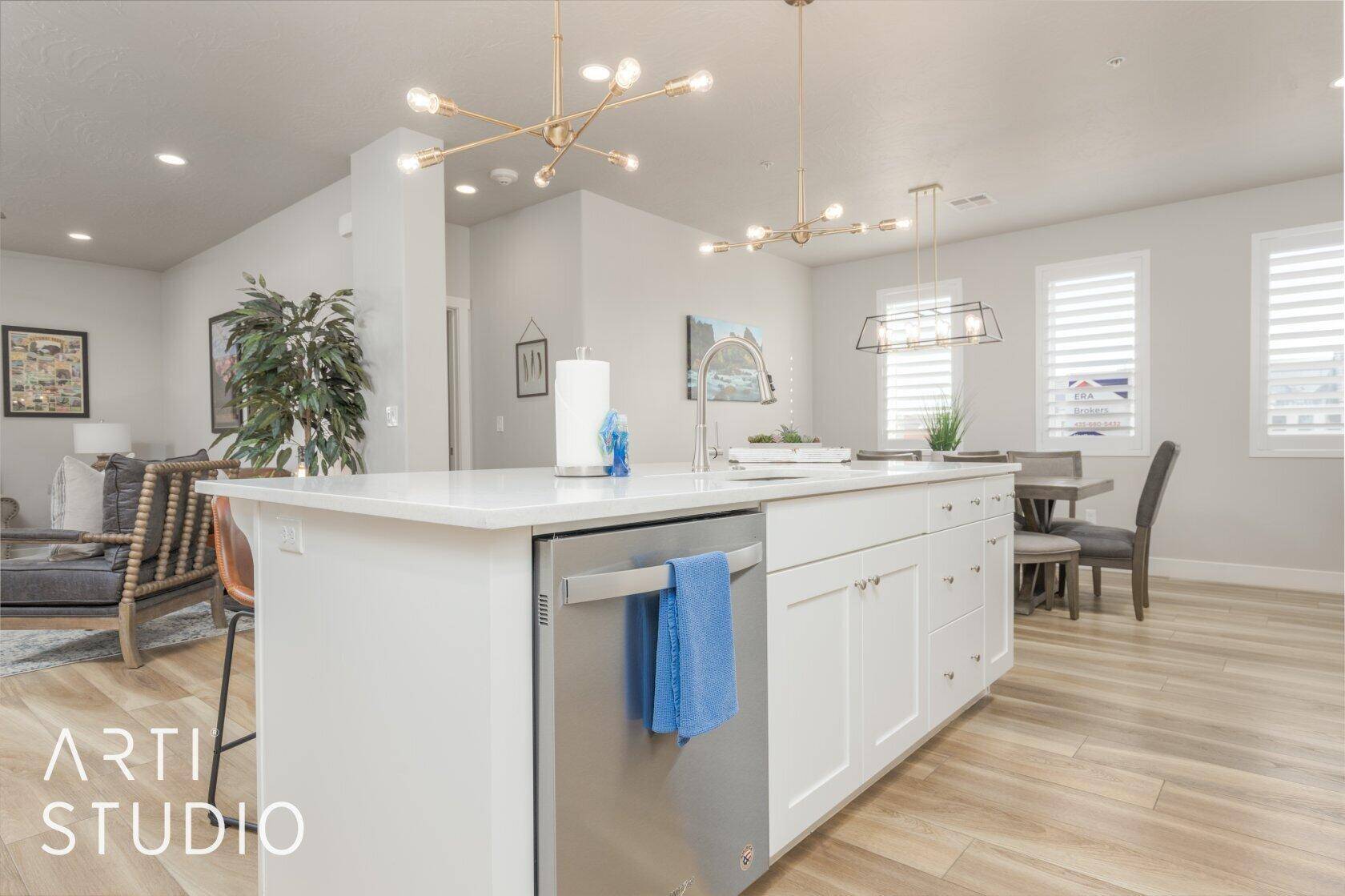 Washington, UT 84780,3980 S JACKSON 6