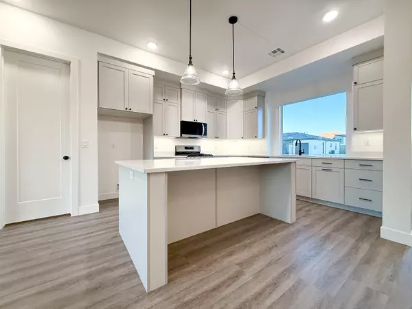 Hurricane, UT 84737,3360 W Bonita