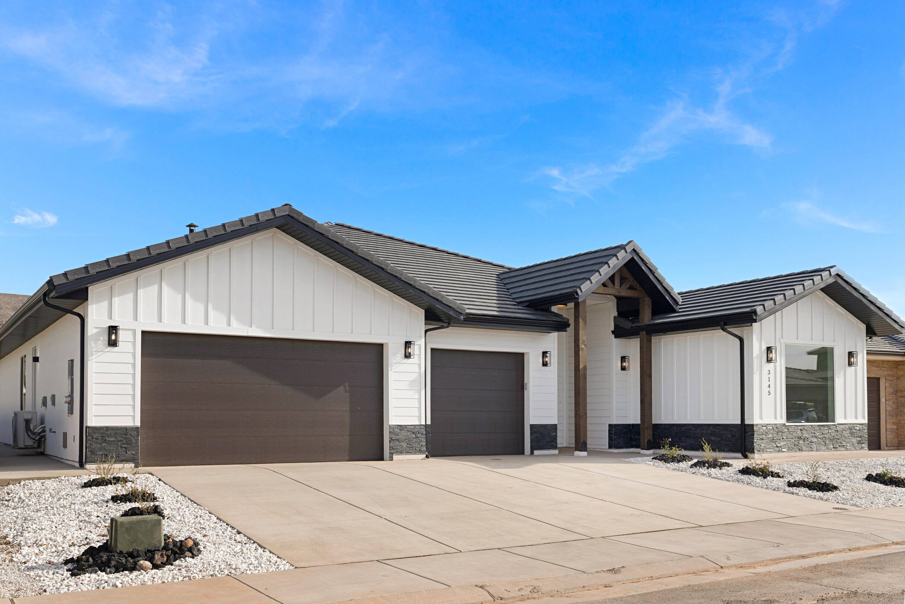 Hurricane, UT 84737,3145 S SNOW CANYON RD