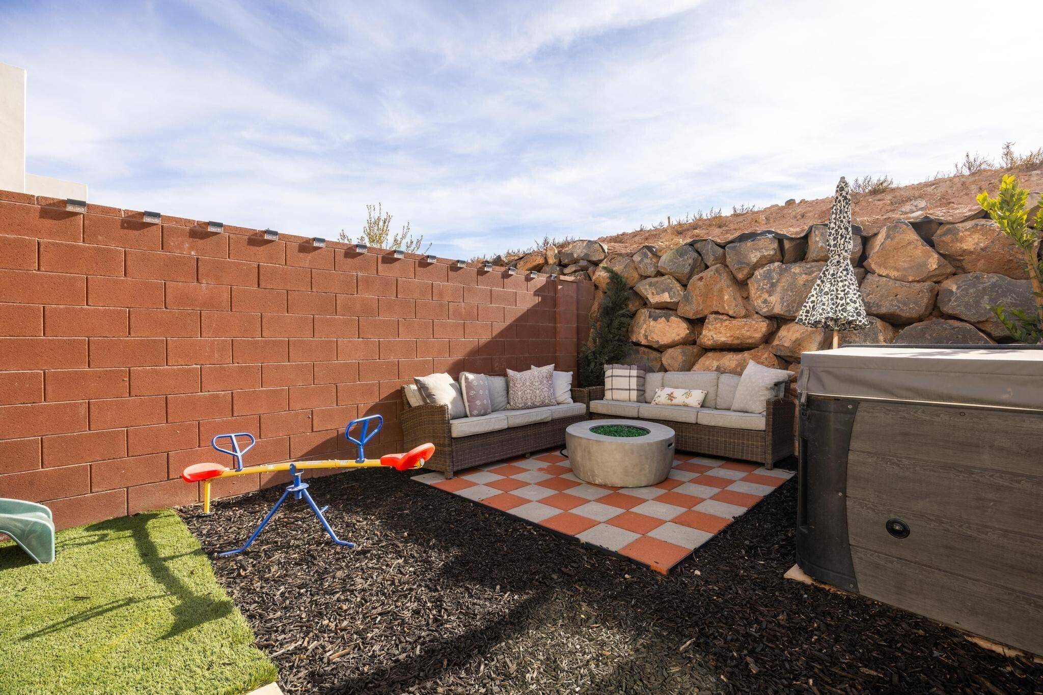 Washington, UT 84780,792 E Desert Cactus Drive DR