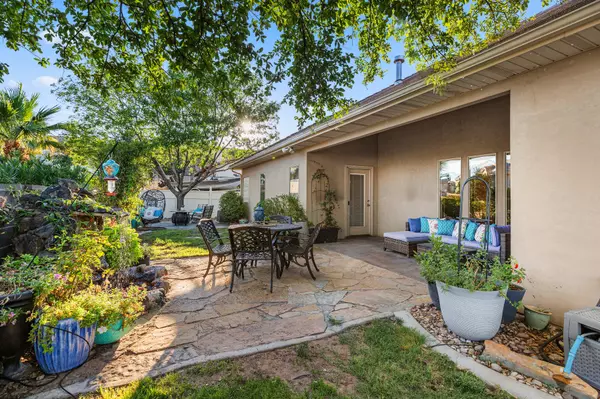 1707 W SHIVWITS DR, St George, UT 84790