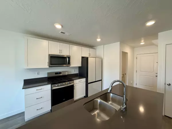 Washington, UT 84780,3283 E LABYRINTH POINT CIR