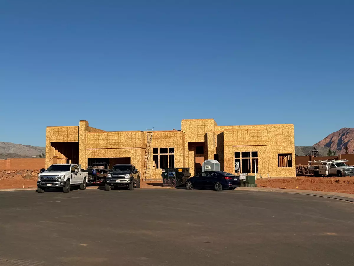 Ivins, UT 84738,576 W 30 S