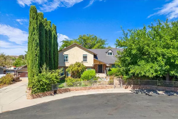 1009 N 2050 E, St George, UT 84770