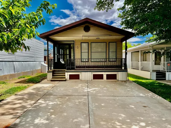 1150 W RED HILLS Pkwy 72, Washington, UT 84780