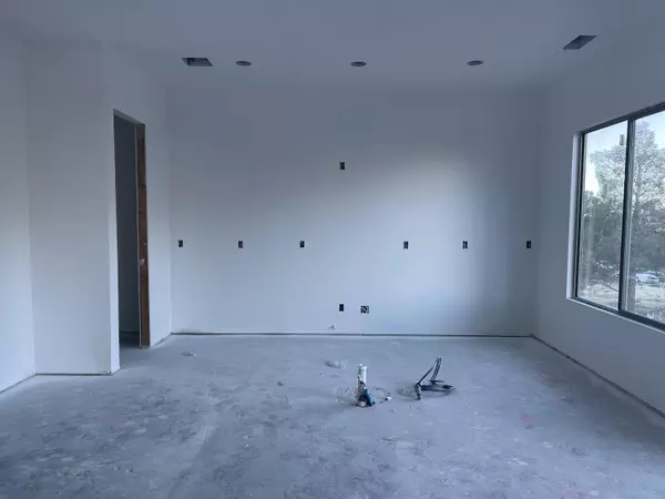 La Verkin, UT 84745,403 N 200 E