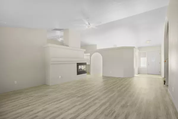 La Verkin, UT 84745,250 S 210 W