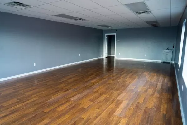 St George, UT 84770,863 E St George Blvd