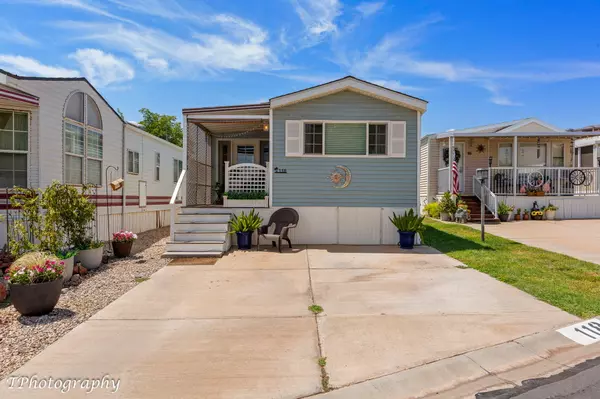 Washington, UT 84780,1150 W RED HILLS Pkwy 118