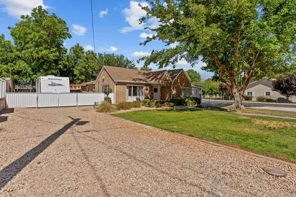484 S MAIN ST, Hurricane, UT 84737