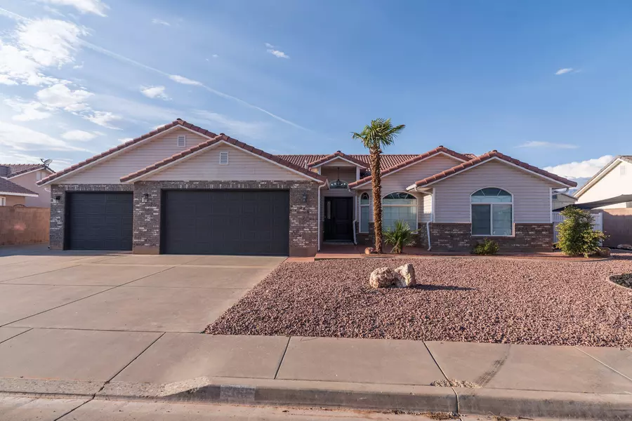 361 E 1020 S, Ivins, UT 84738