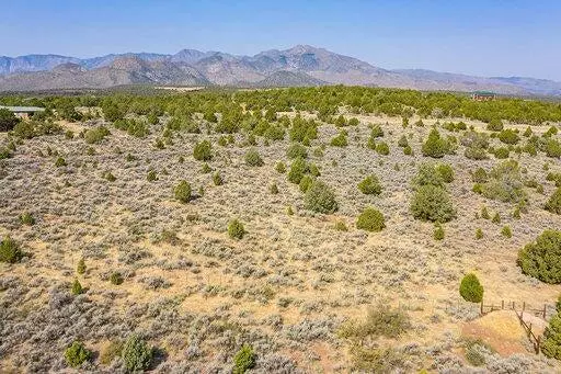 New Harmony, UT 84757,3747 S Old Hwy 91