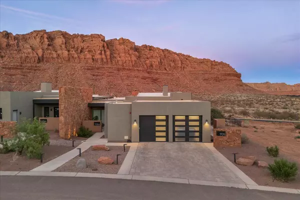 Ivins, UT 84738,705 Sanctuary PL