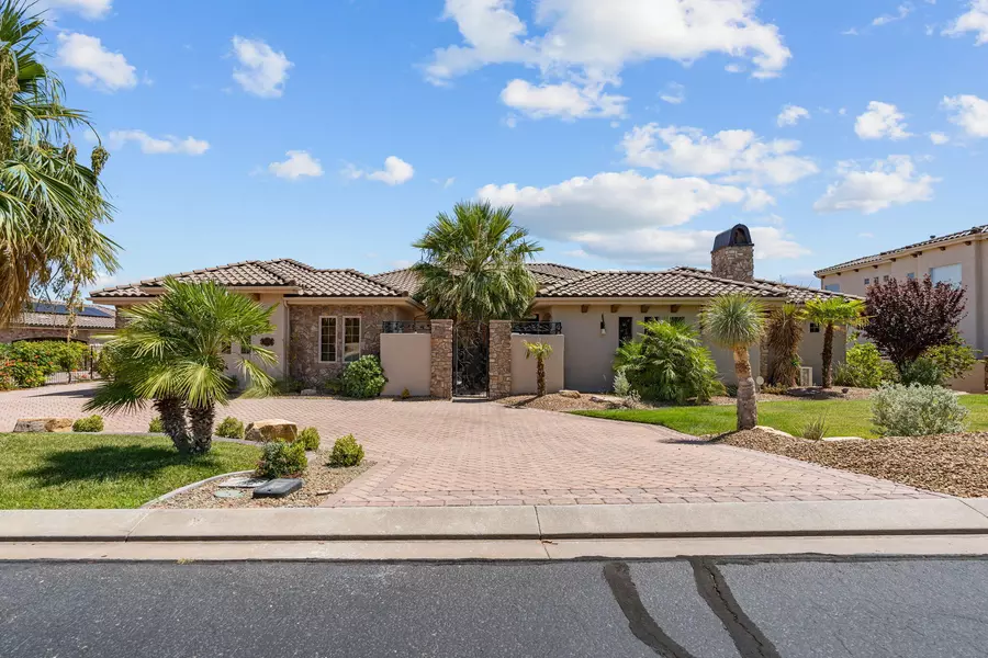 1343 W Cambridge Ave, Washington, UT 84780