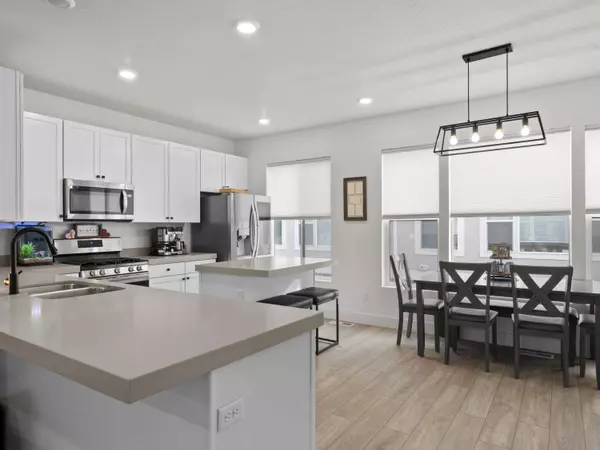Salt Lake City, UT 84107,4726 S Hillhouse Cv 104