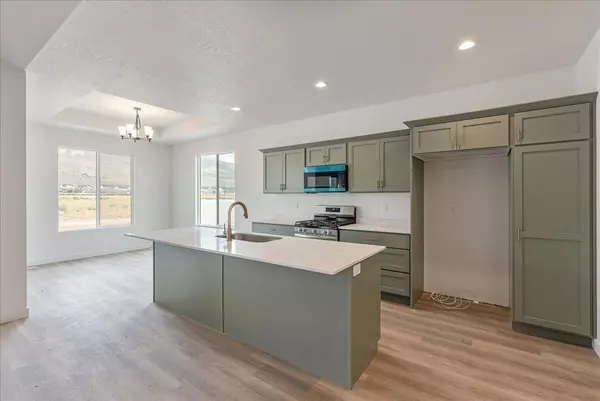 Eagle Mountain, UT 84005,2305 E Morning Glory Way WAY