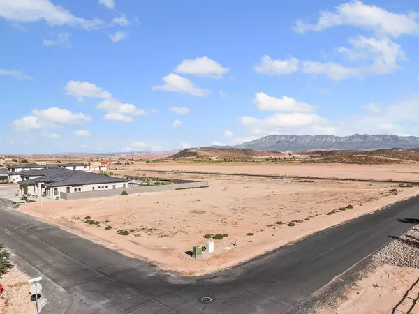 Hurricane, UT 84737,4370 S 1350 W