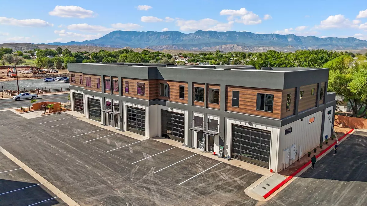 La Verkin, UT 84745,80 W Center ST