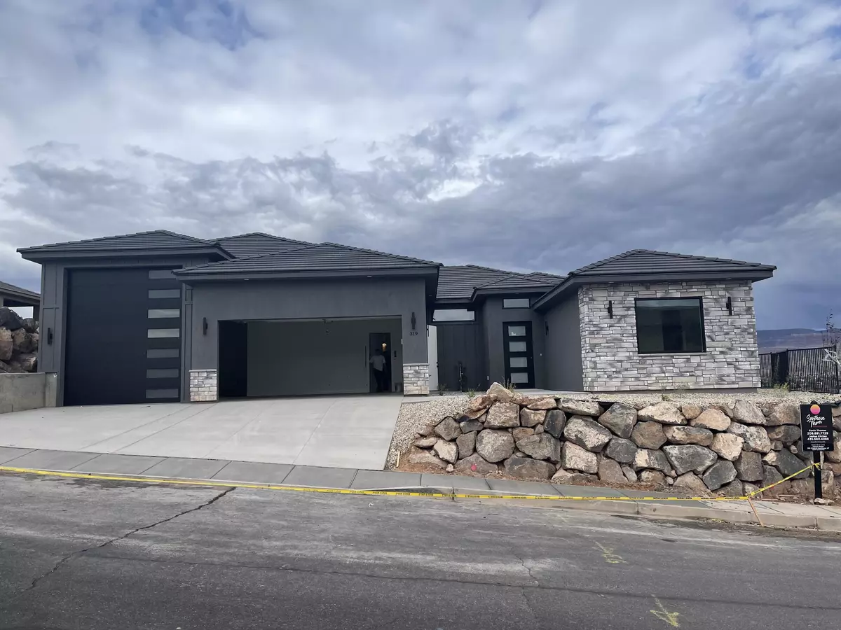 Hurricane, UT 84737,939 N 325 E 32