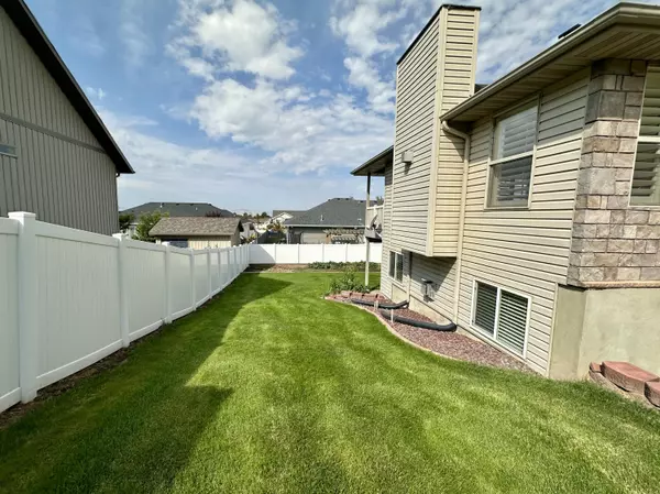 Smithfield, UT 84335,653 N 200 E