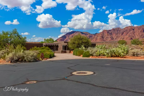 1376 W Talachiro CIR, Ivins, UT 84738