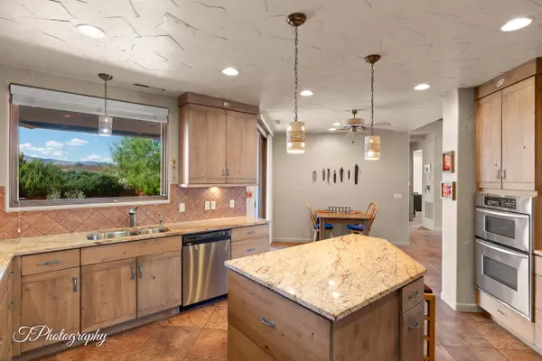 Ivins, UT 84738,1376 W Talachiro CIR