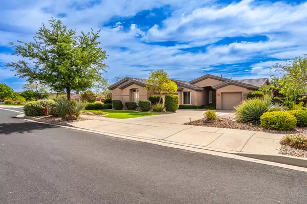 3404 E Sweetwater Springs DR, Washington, UT 84780