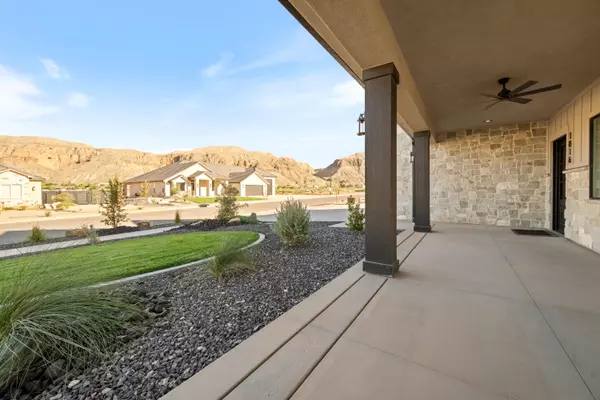 Hurricane, UT 84737,1816 S 920 W